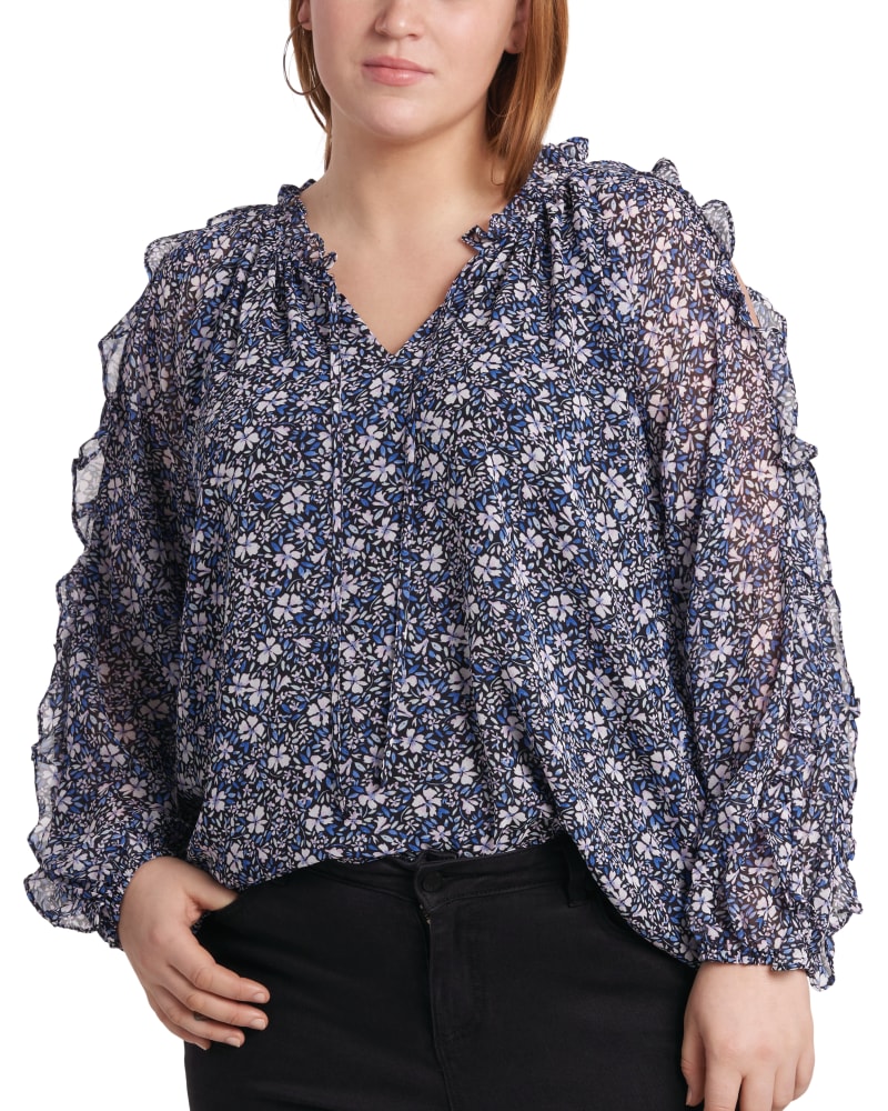 Front of a model wearing a size 0X Kendall Cold Shoulder Blouse in CHATEAU DITSY FLORAL-687 by 1.State. | dia_product_style_image_id:262646